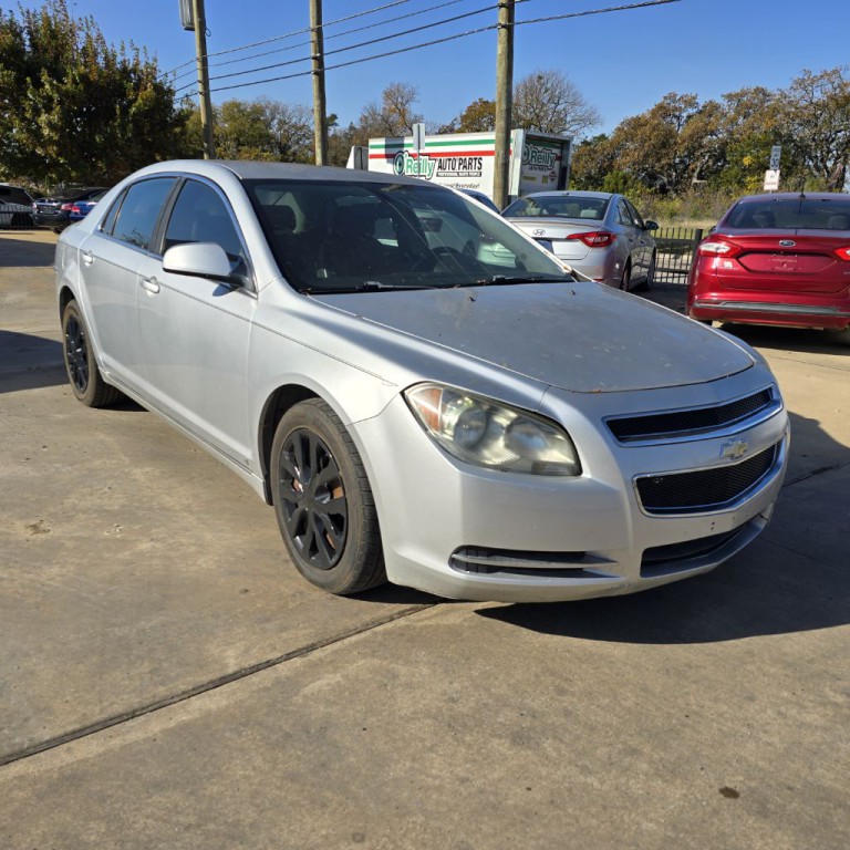 2009 Chevrolet Malibu Image 2