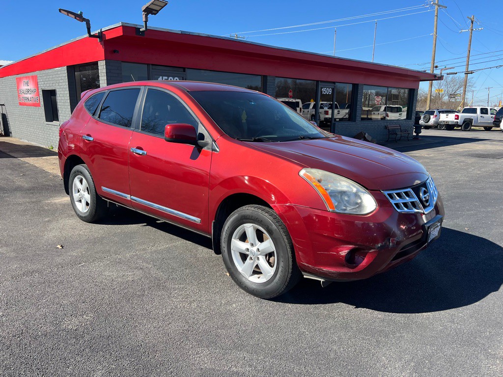 2013 Nissan Rogue Image 1