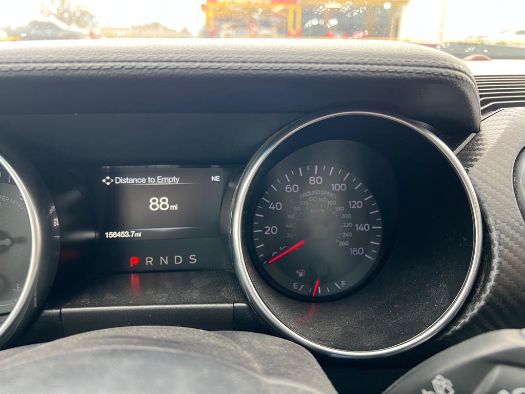 2018 Ford Mustang Image 8