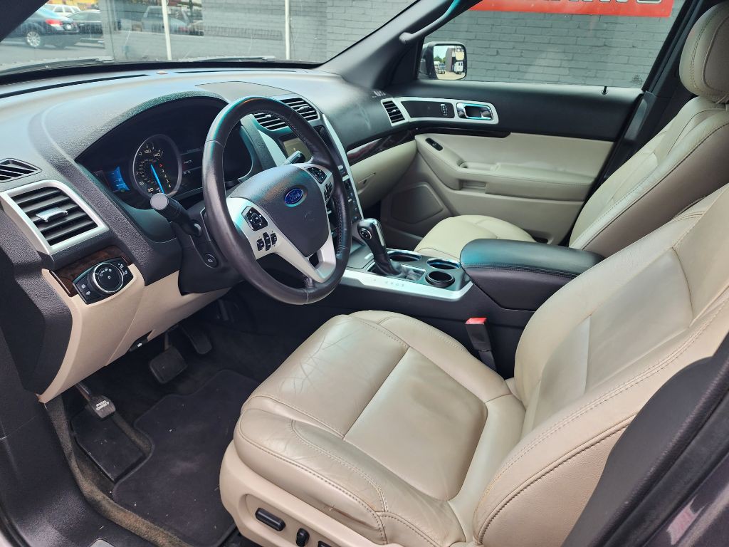 2014 Ford Explorer Image 9