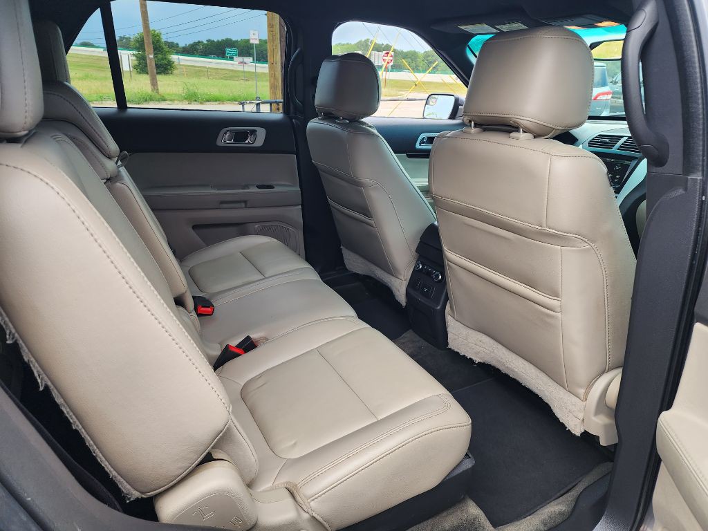 2014 Ford Explorer Image 15