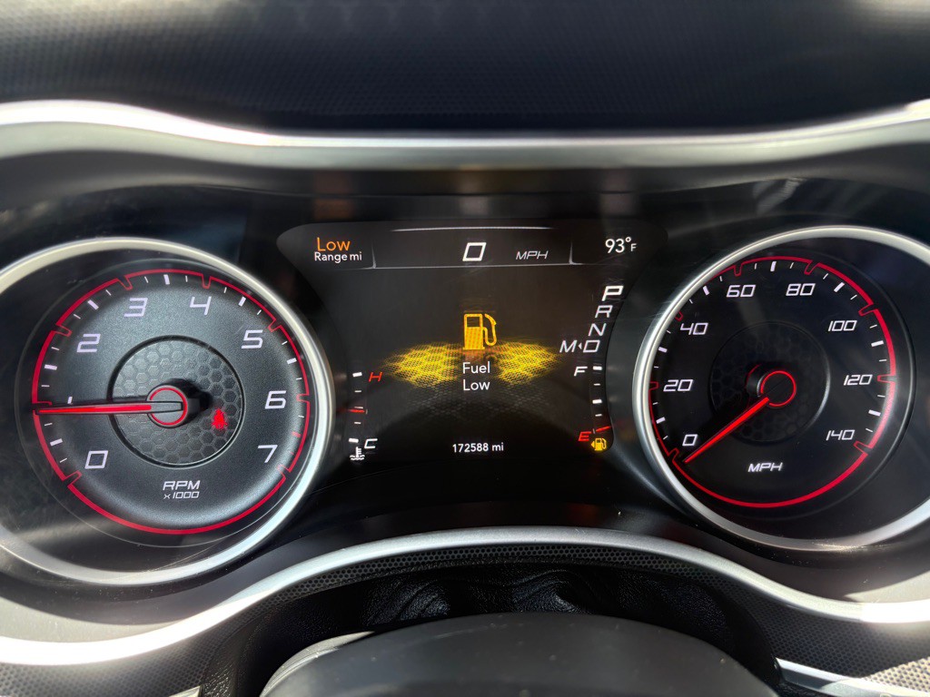 2016 Dodge Charger Image 15