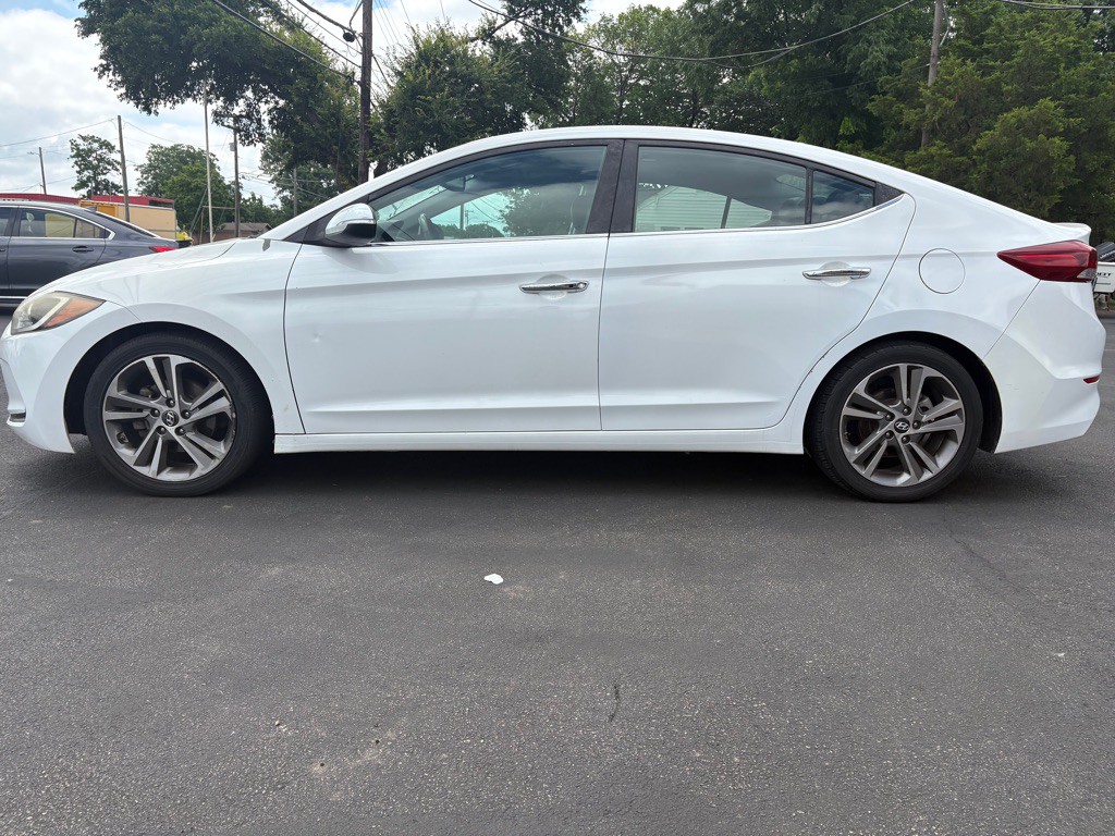2017 Hyundai Elantra Image 7