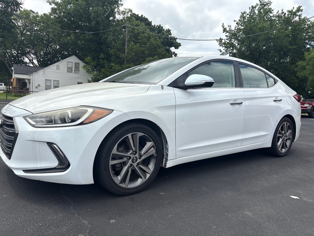 2017 Hyundai Elantra Image 8