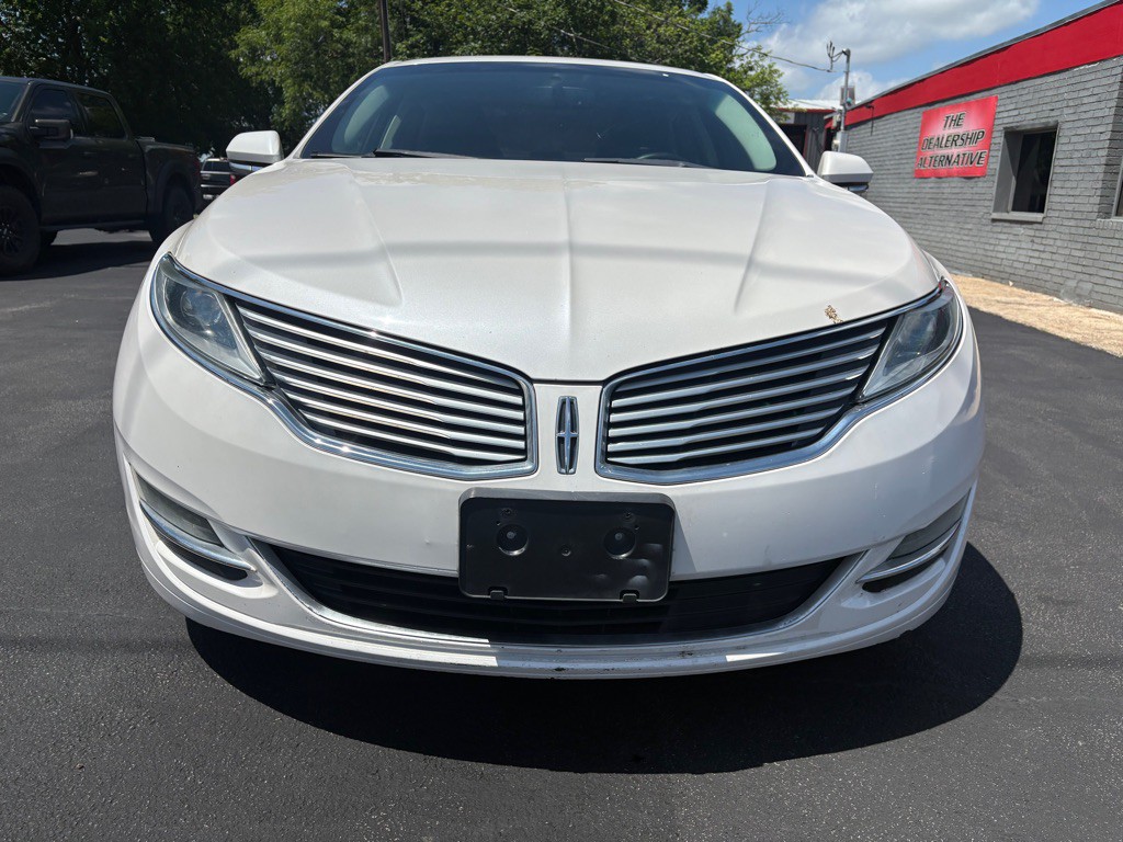 2015 Lincoln MKZ Image 2
