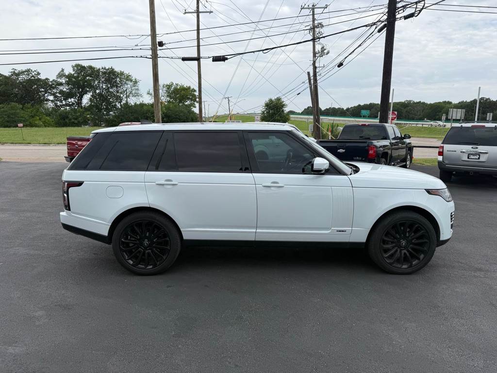 2018 Land Rover Range Rover Image 4