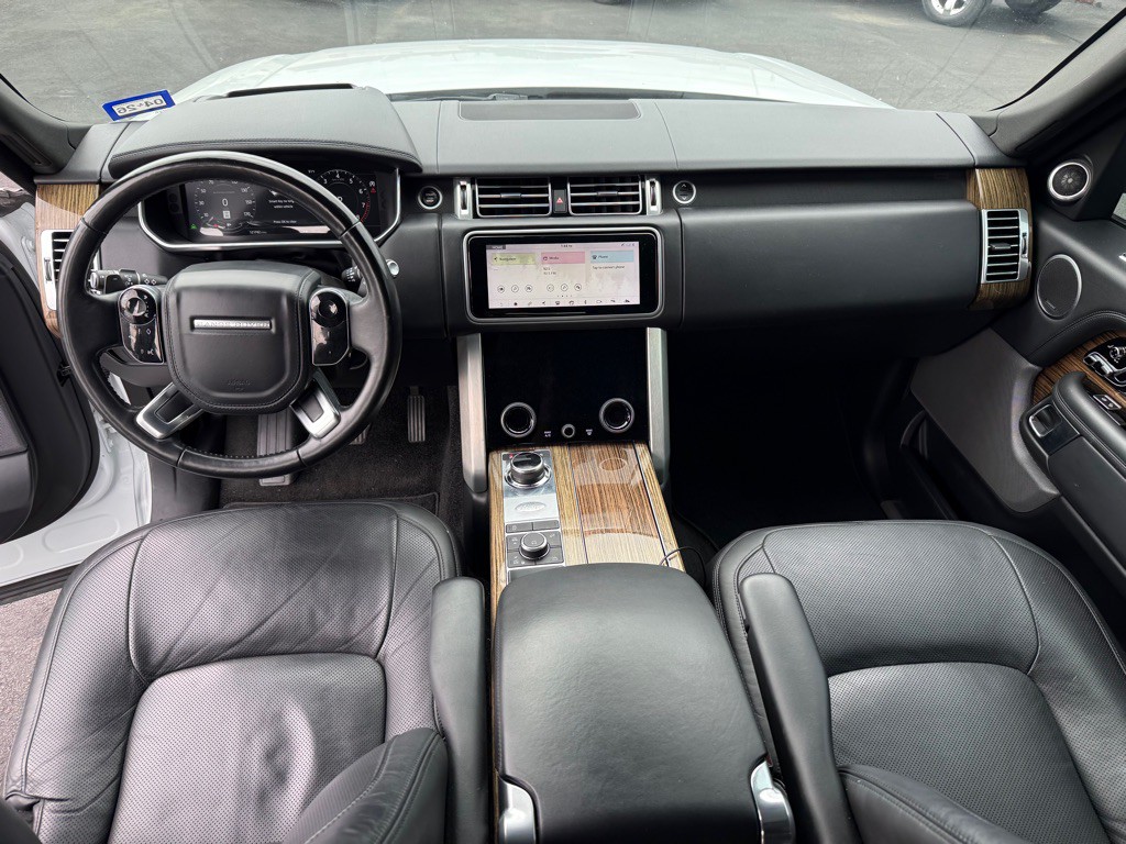 2018 Land Rover Range Rover Image 12