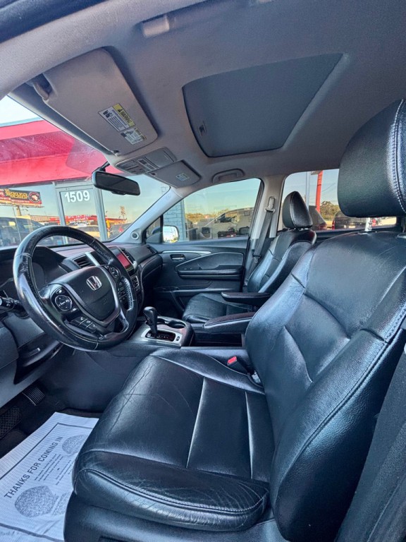 2016 Honda Pilot Image 11