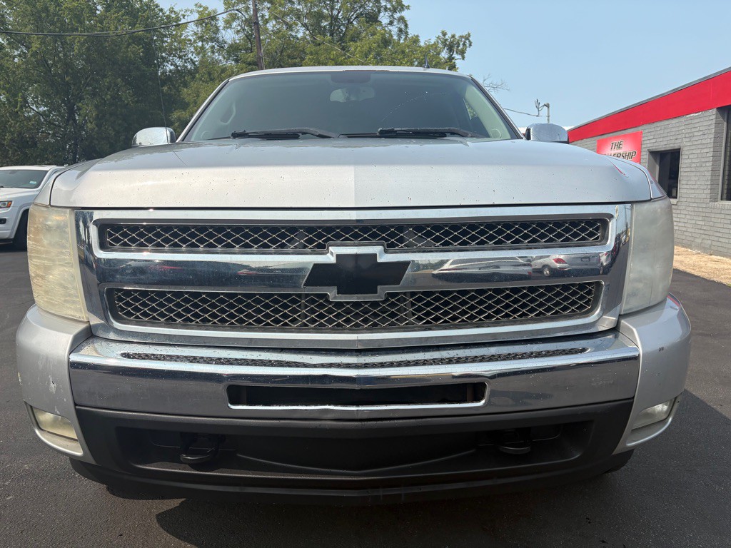 2011 Chevrolet Silverado 1500 Image 4