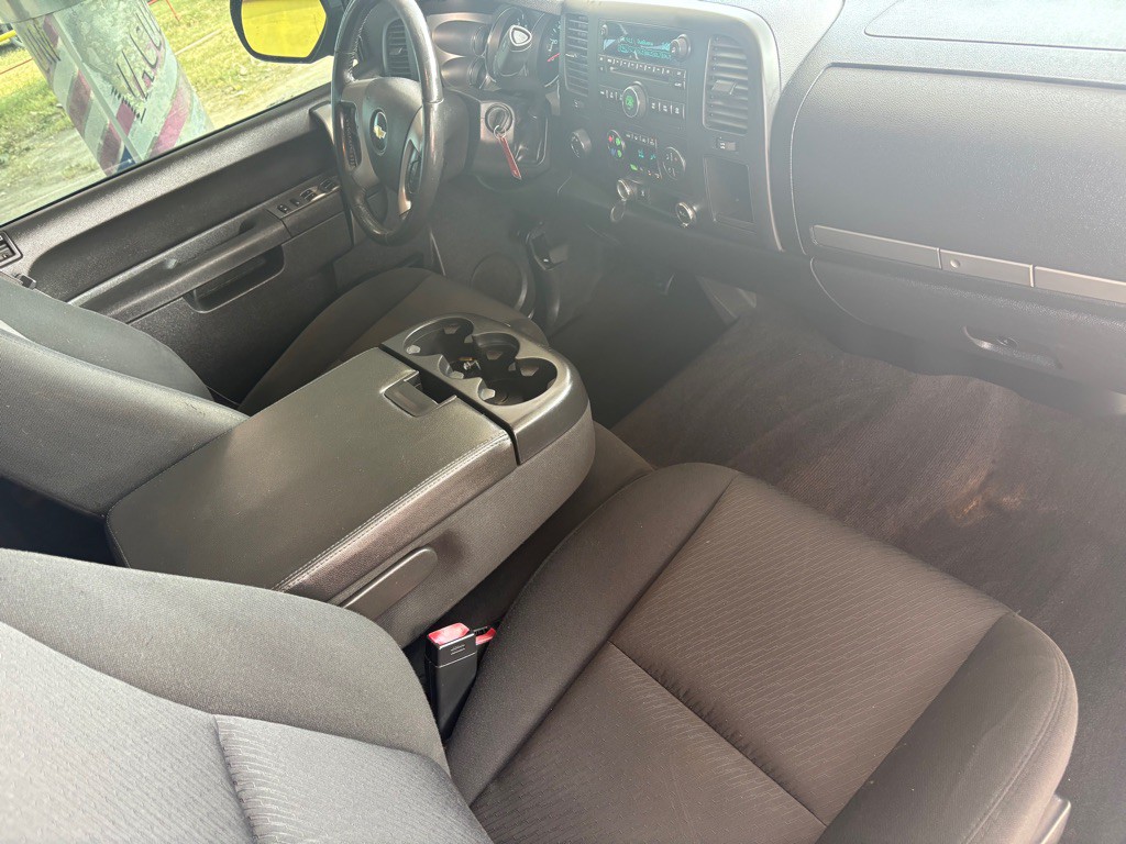 2011 Chevrolet Silverado 1500 Image 9