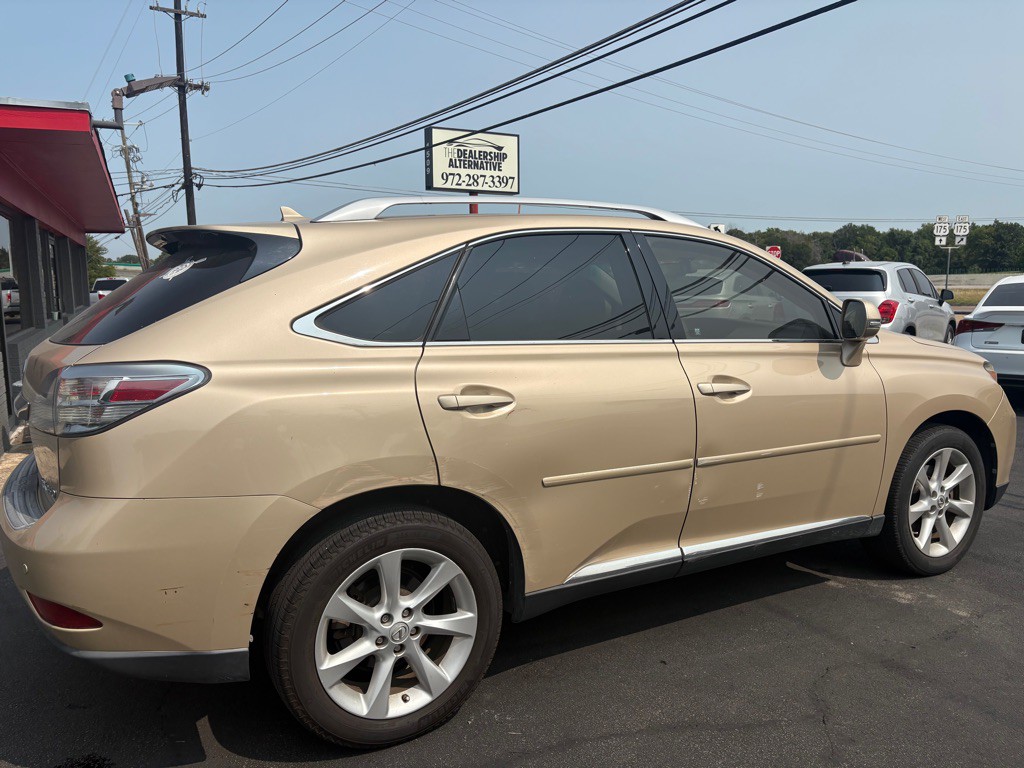 2010 Lexus RX Image 8