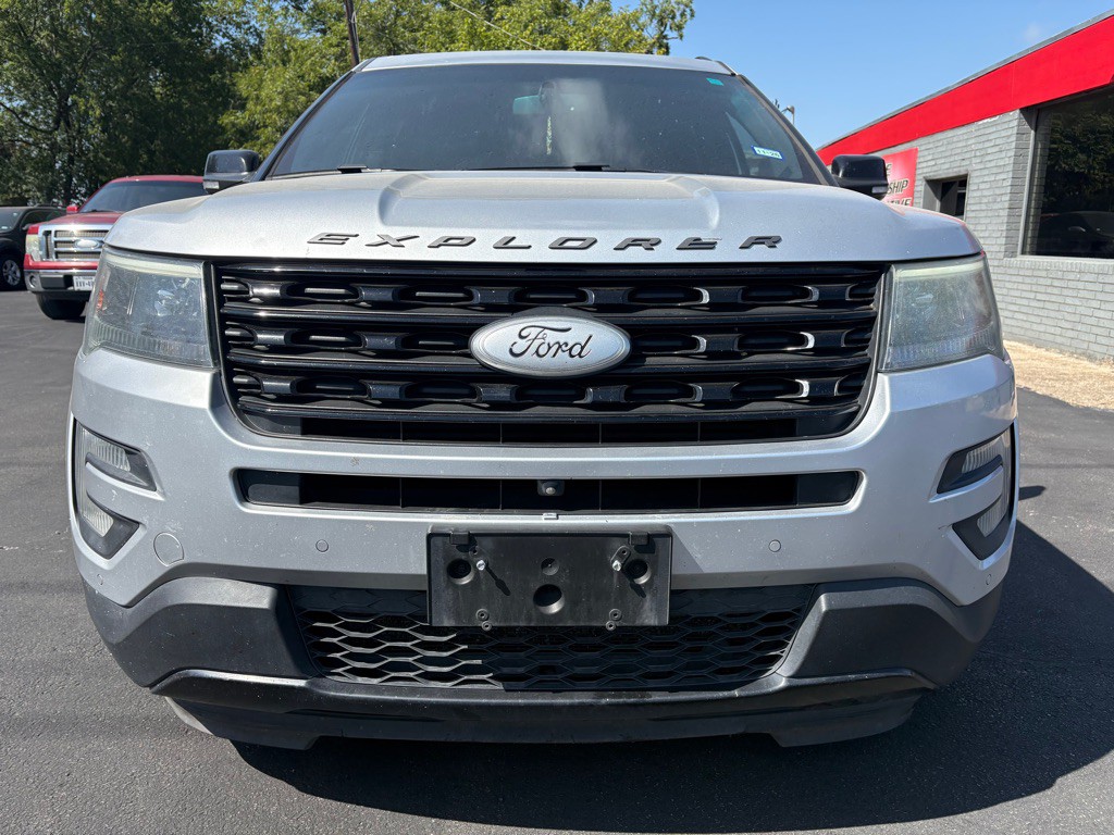 2017 Ford Explorer Image 5