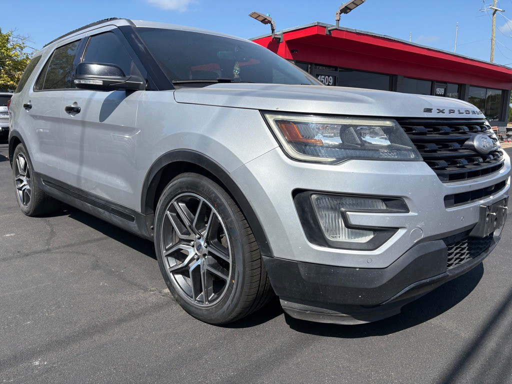 2017 Ford Explorer Image 6
