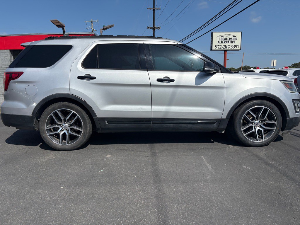 2017 Ford Explorer Image 7