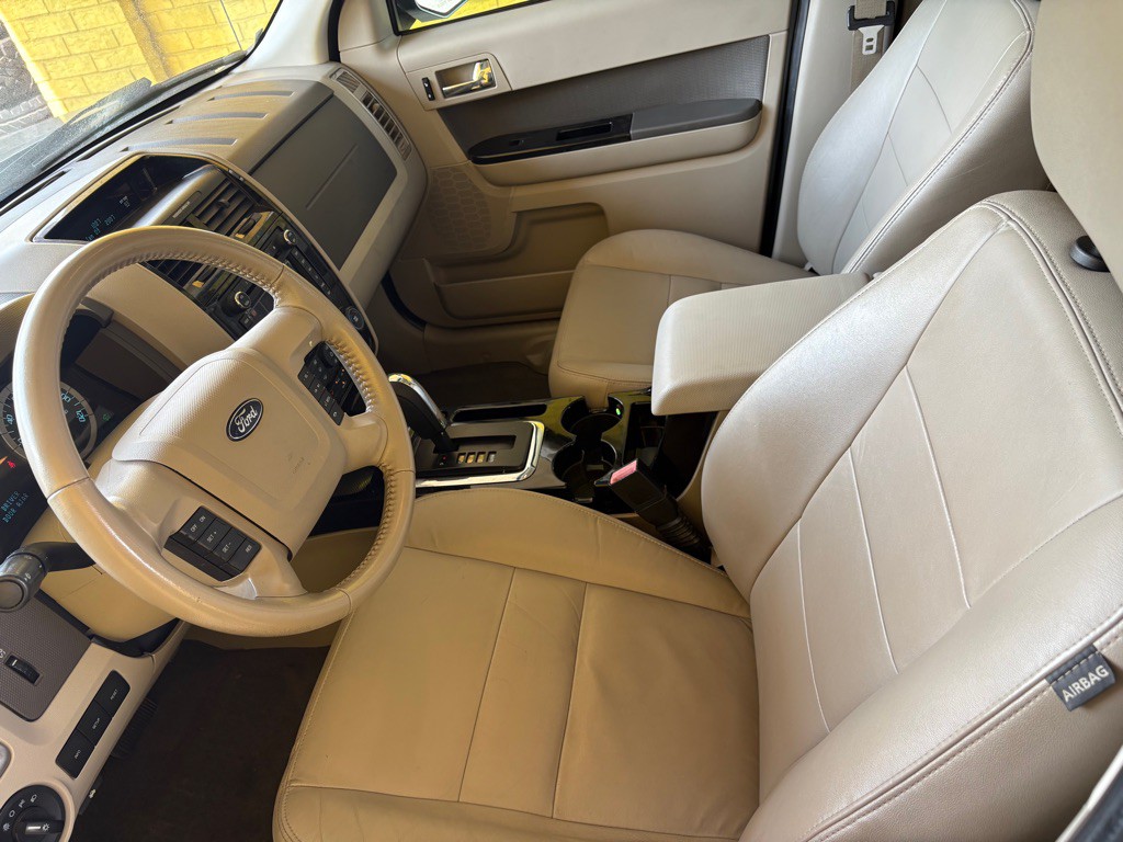 2012 Ford Escape Image 9