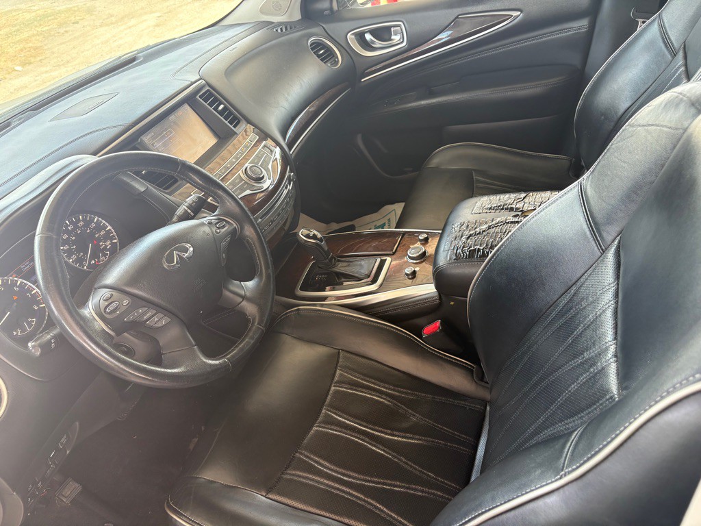 2016 INFINITI QX60 Image 9