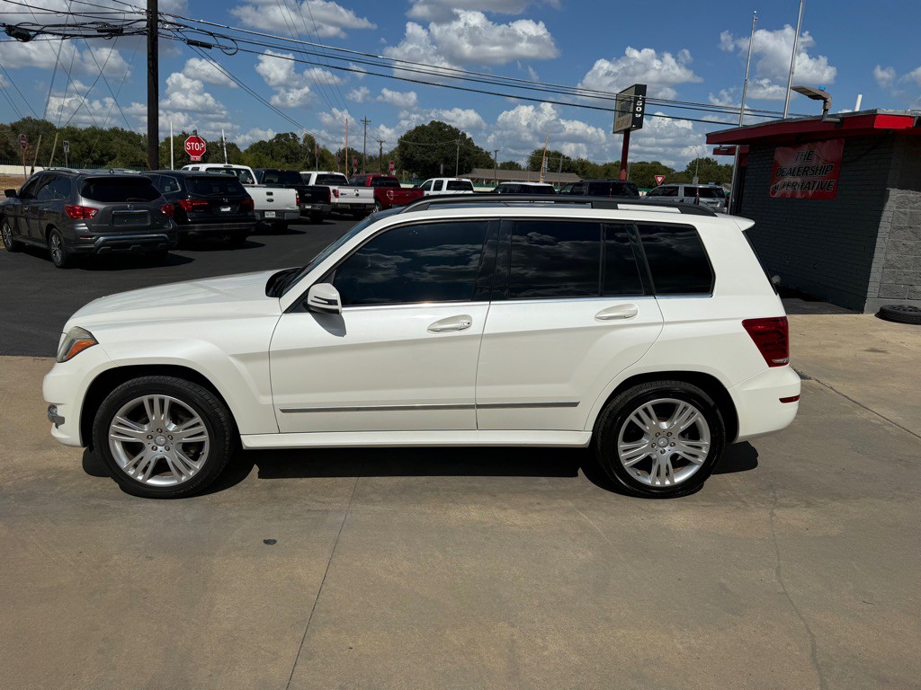 2013 Mercedes-Benz GLK-Class Image 2