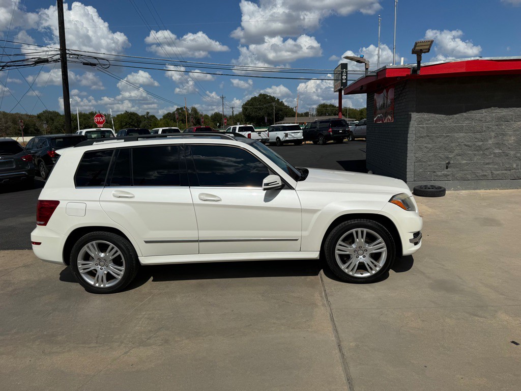 2013 Mercedes-Benz GLK-Class Image 8