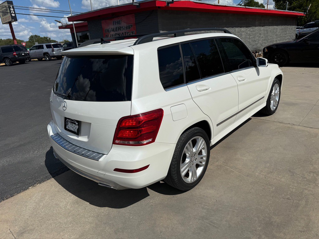 2013 Mercedes-Benz GLK-Class Image 9