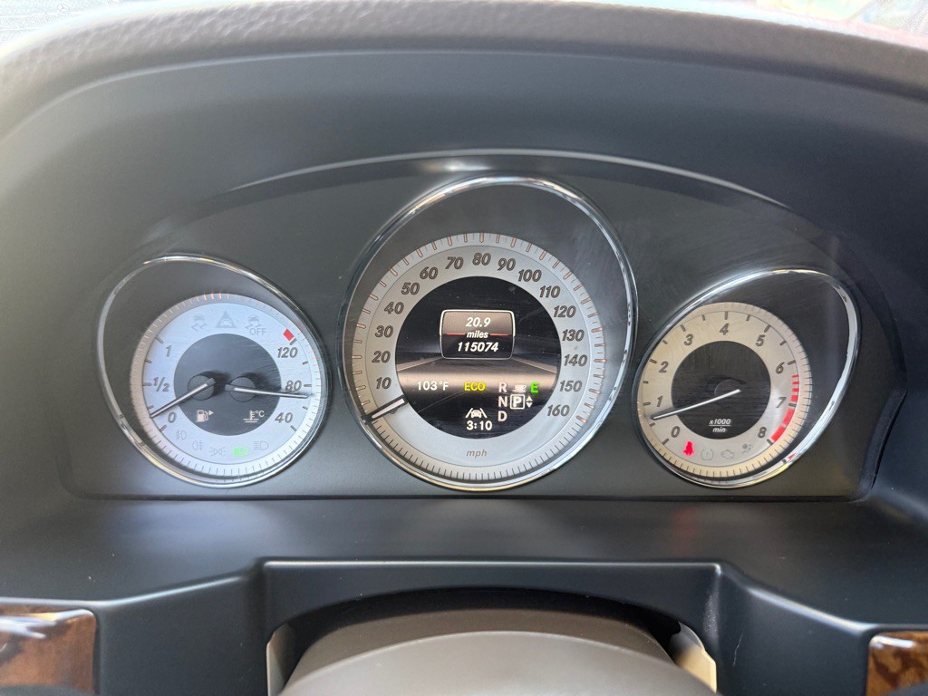 2013 Mercedes-Benz GLK-Class Image 11