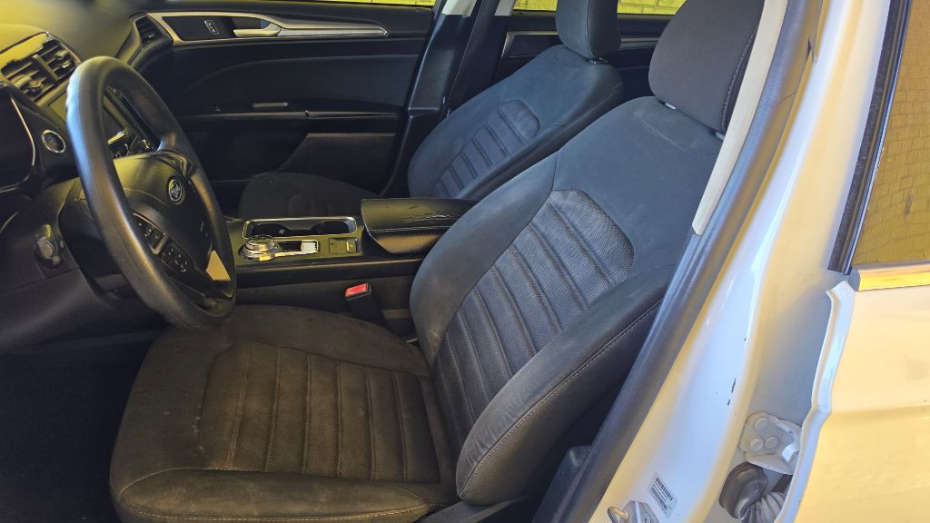 2019 Ford Fusion Image 7
