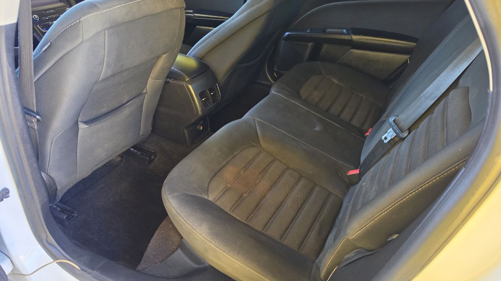 2019 Ford Fusion Image 8