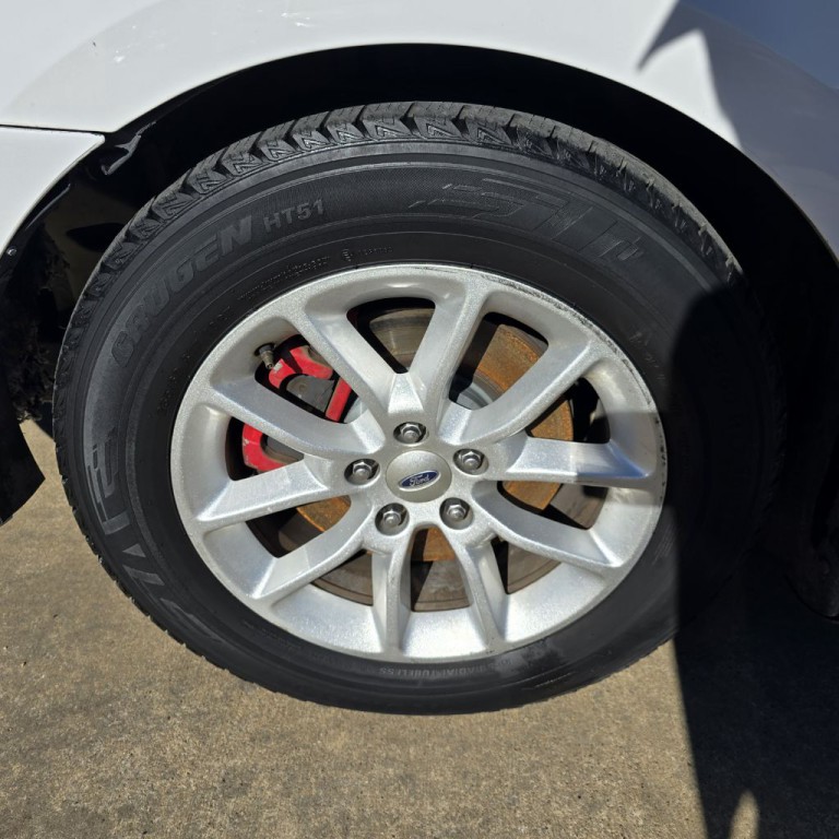 2013 Ford Taurus Image 14