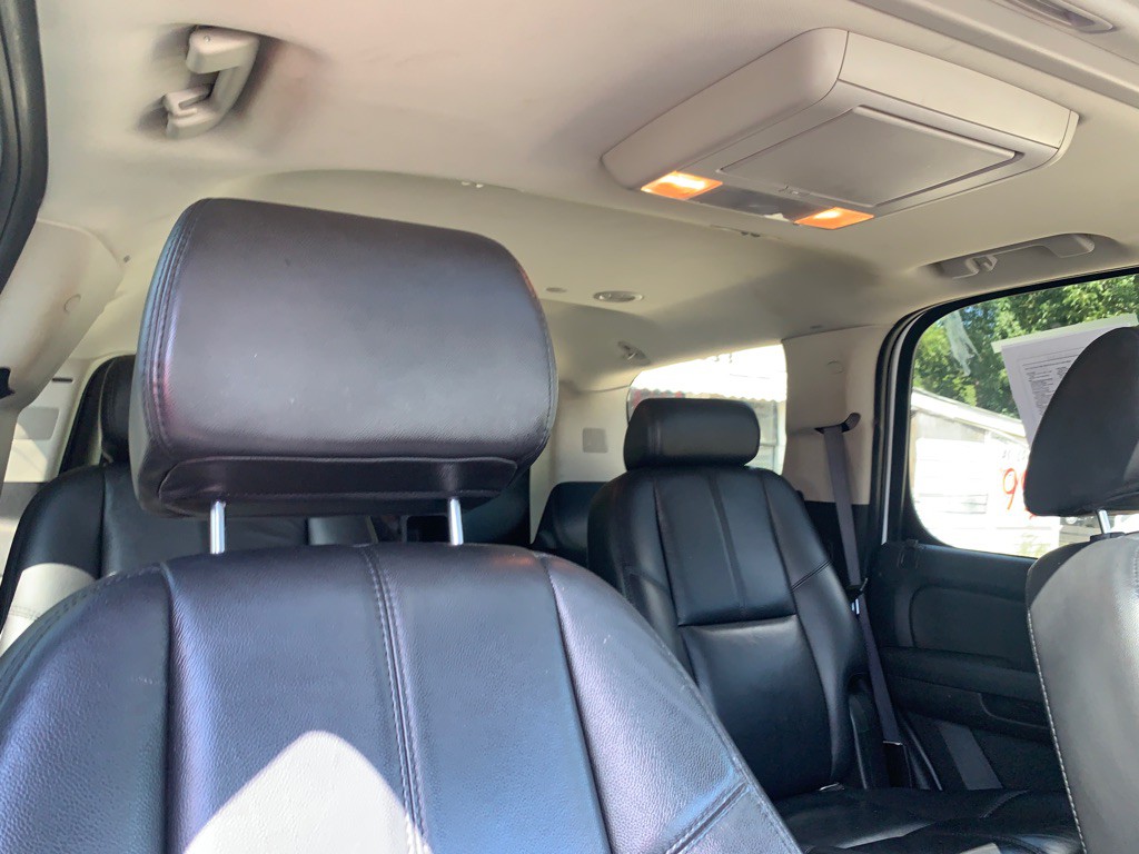 2007 Chevrolet Tahoe Image 17