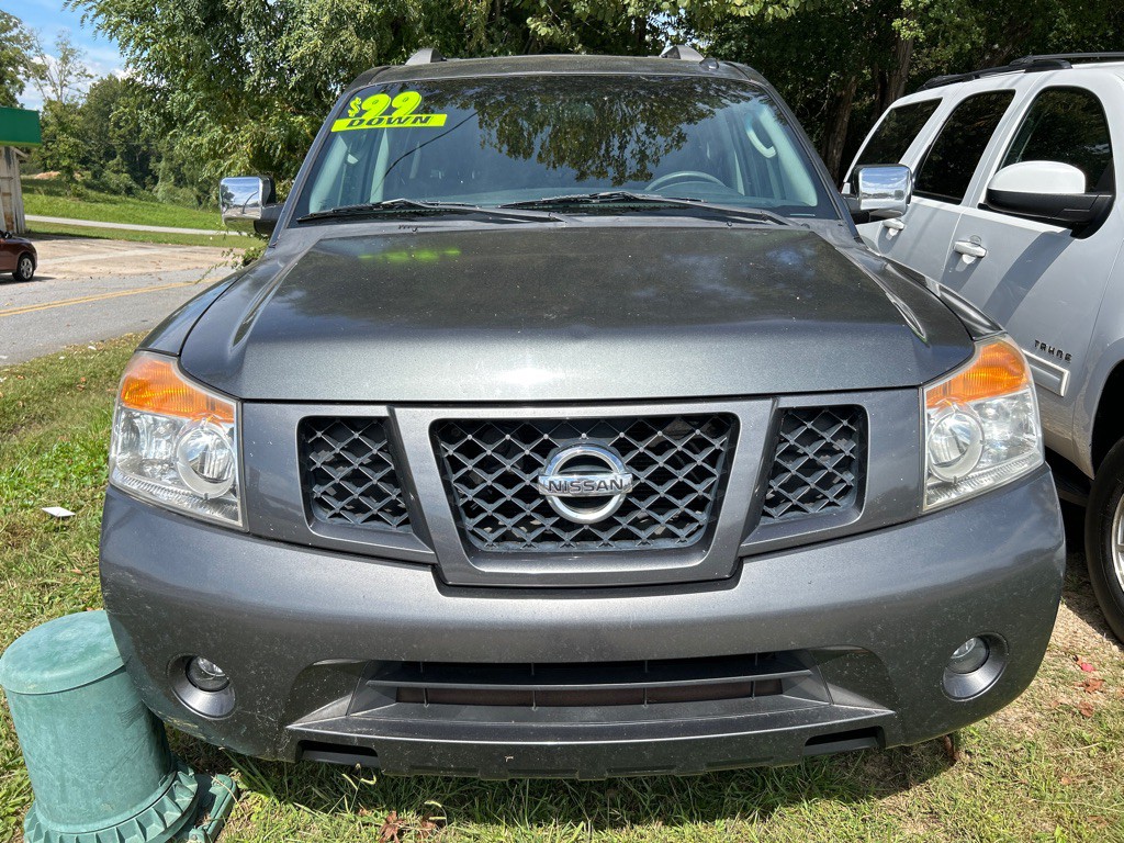 2010 Nissan Armada Image 2