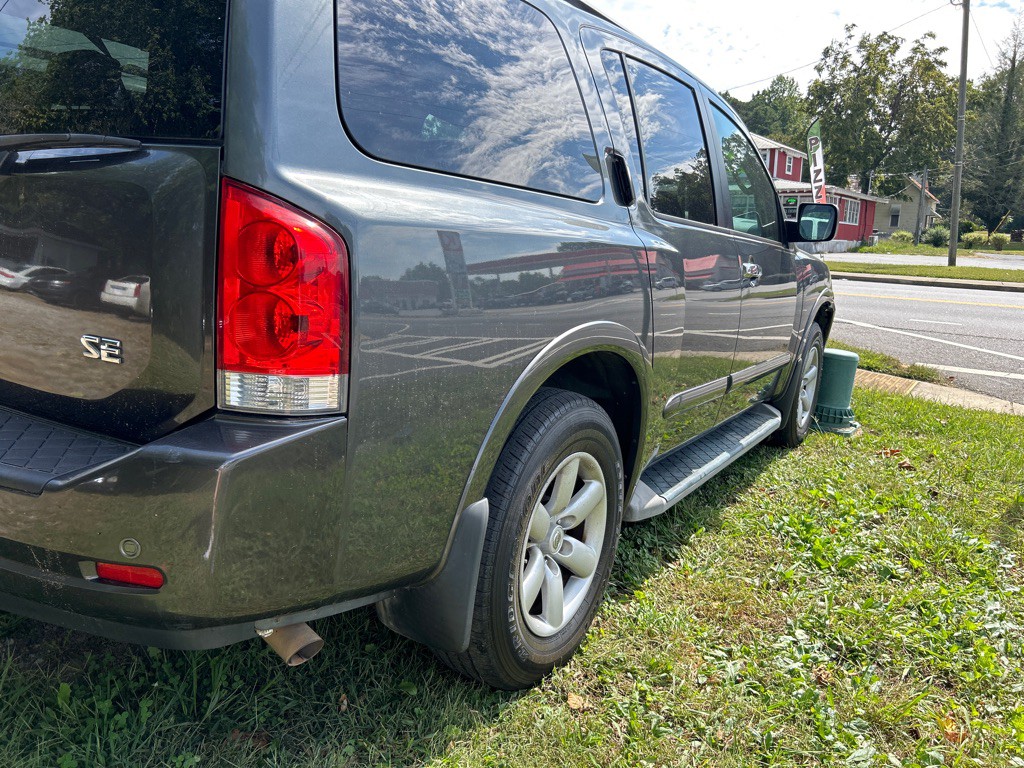 2010 Nissan Armada Image 6