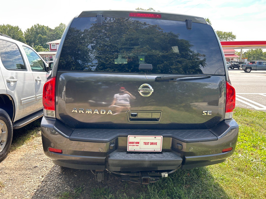 2010 Nissan Armada Image 8
