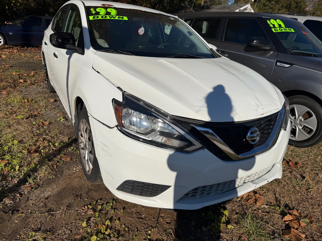 2016 Nissan Sentra Image 2