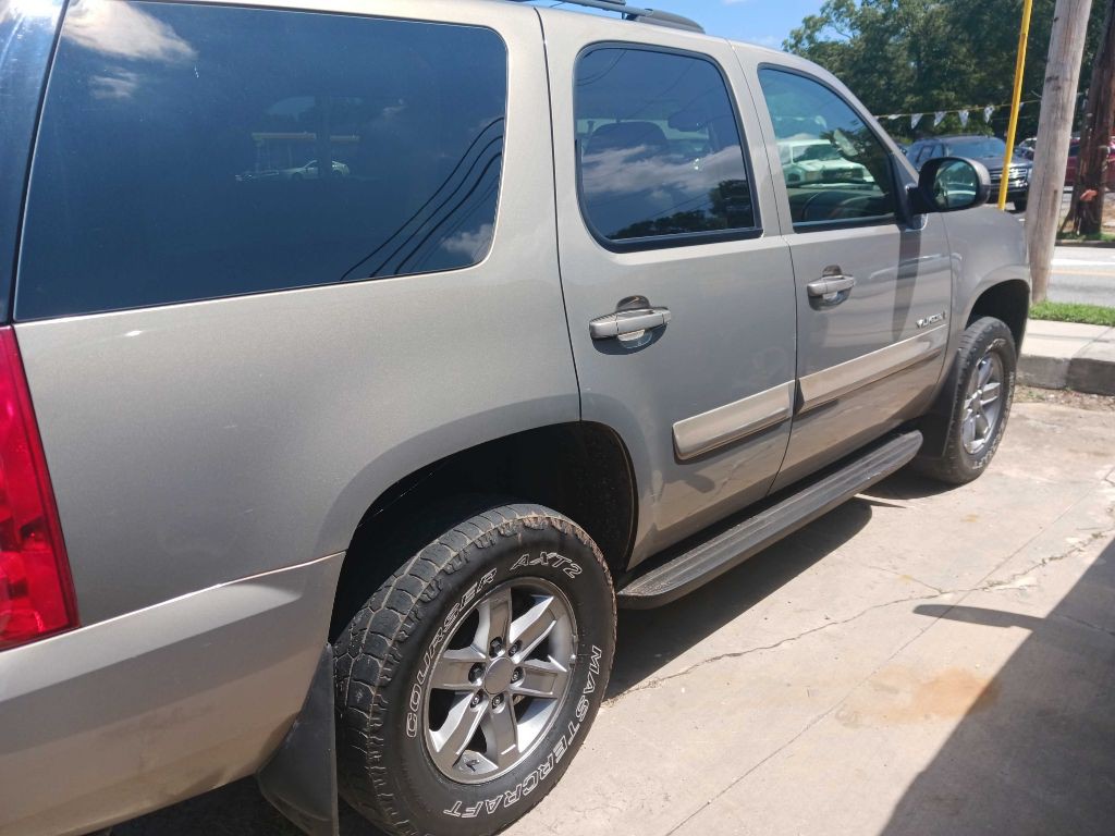2007 GMC Yukon Image 3
