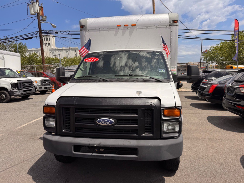 2014 Ford Econoline Image 3