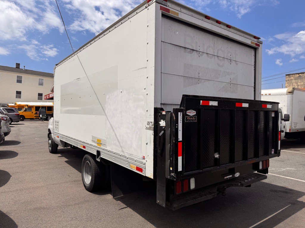 2014 Ford Econoline Image 5