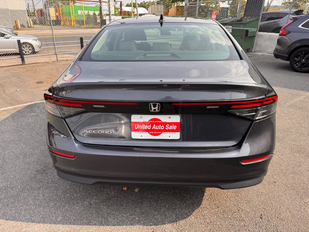 2023 Honda Accord Image 6