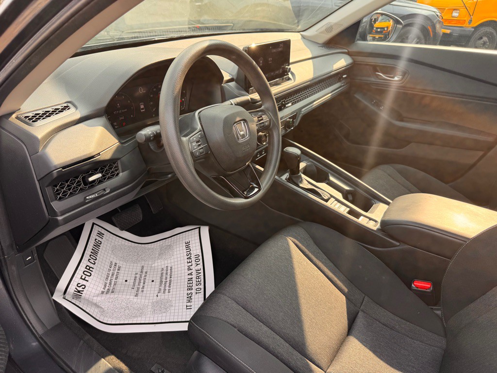 2023 Honda Accord Image 11