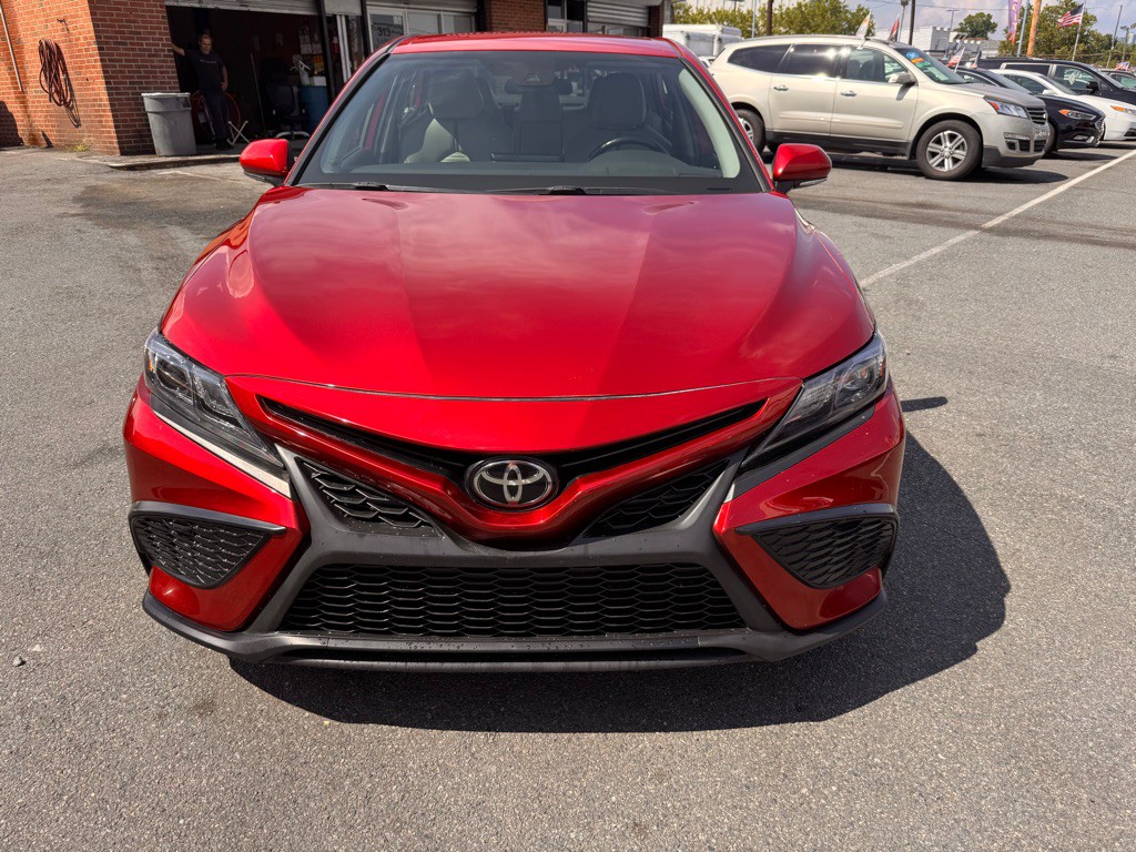 2022 Toyota Camry Image 2