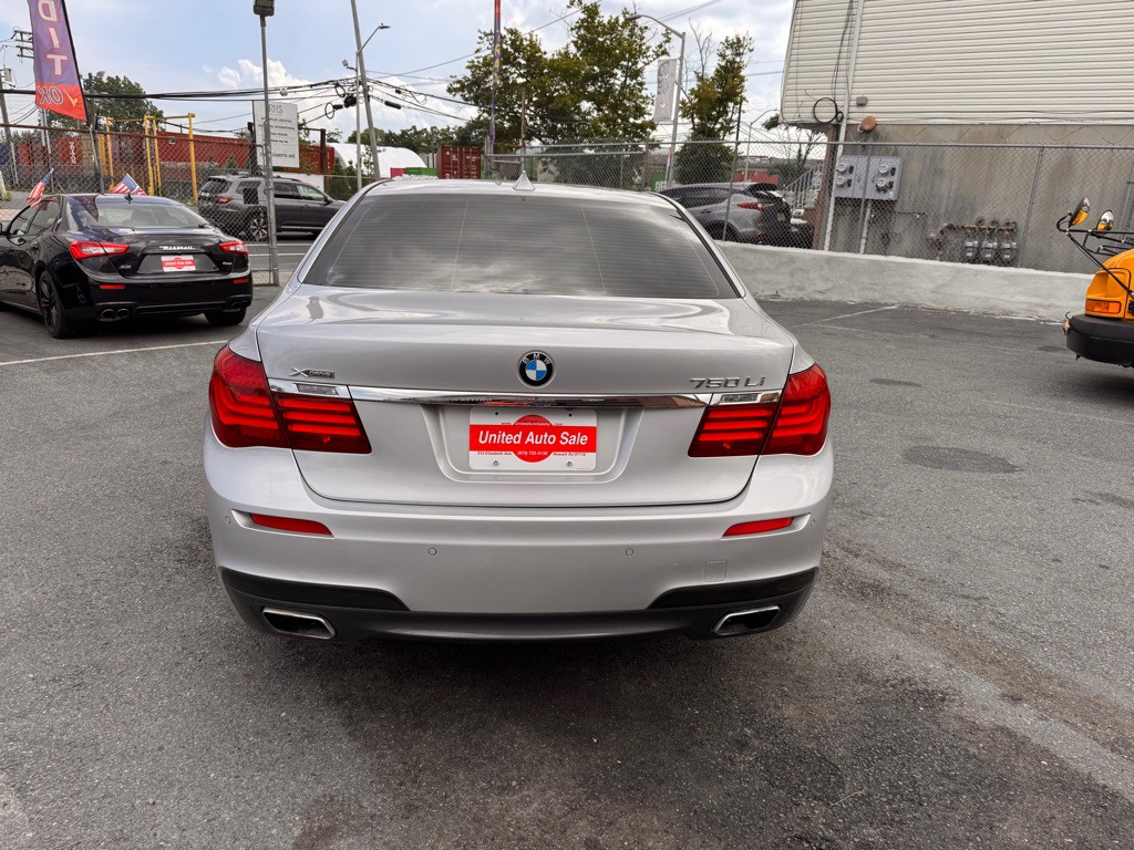 2015 BMW 7 Series Image 5
