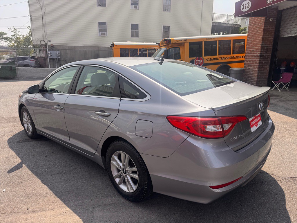 2016 Hyundai Sonata Image 4