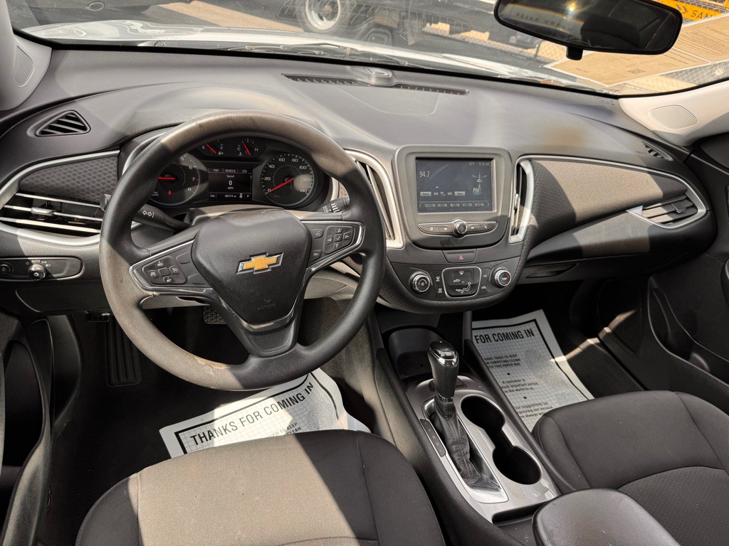 2018 Chevrolet Malibu Image 9