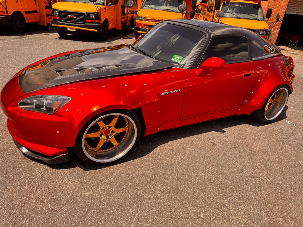 2004 Honda S2000 Image 3