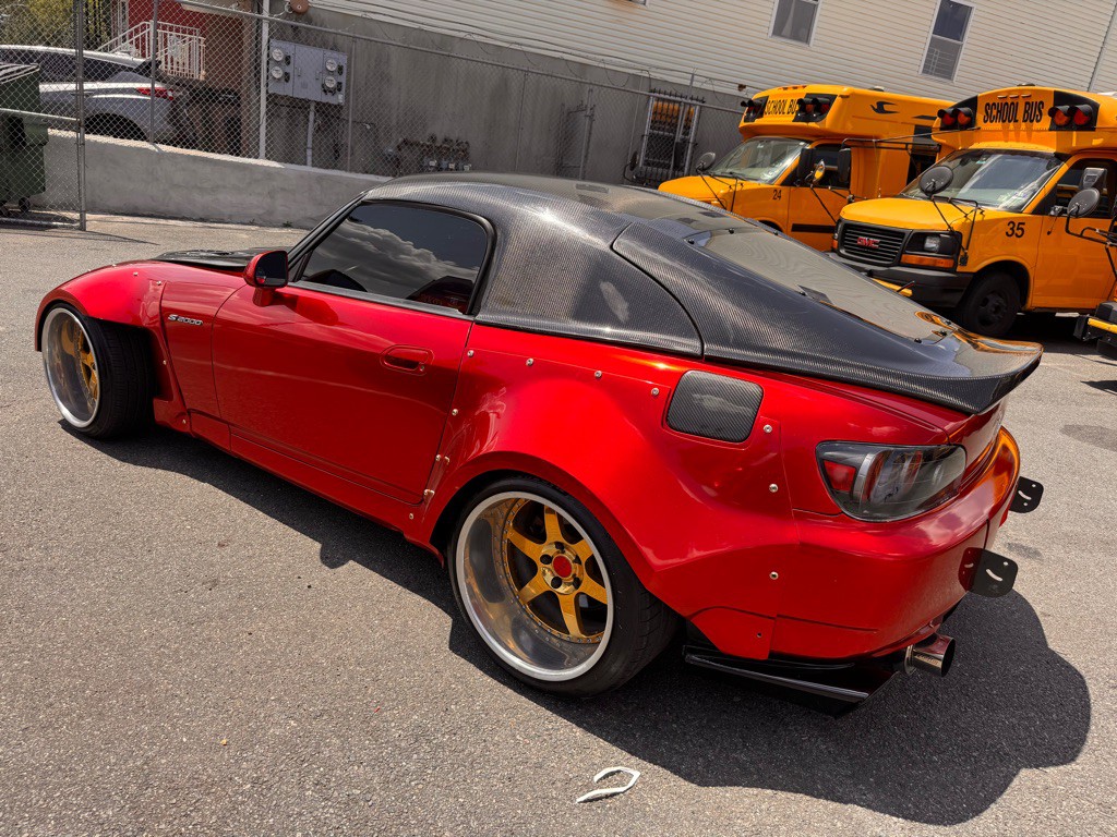 2004 Honda S2000 Image 4