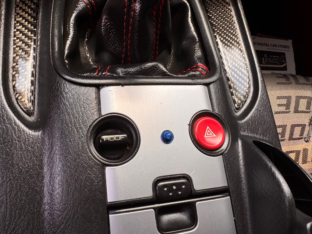 2004 Honda S2000 Image 18
