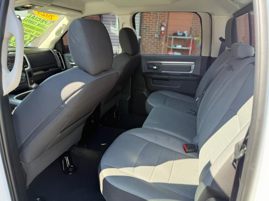 2023 RAM 1500 Image 7