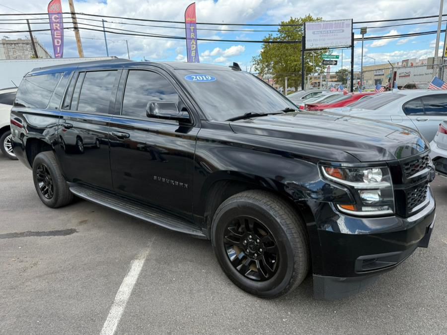 2019 Chevrolet Suburban Image 1