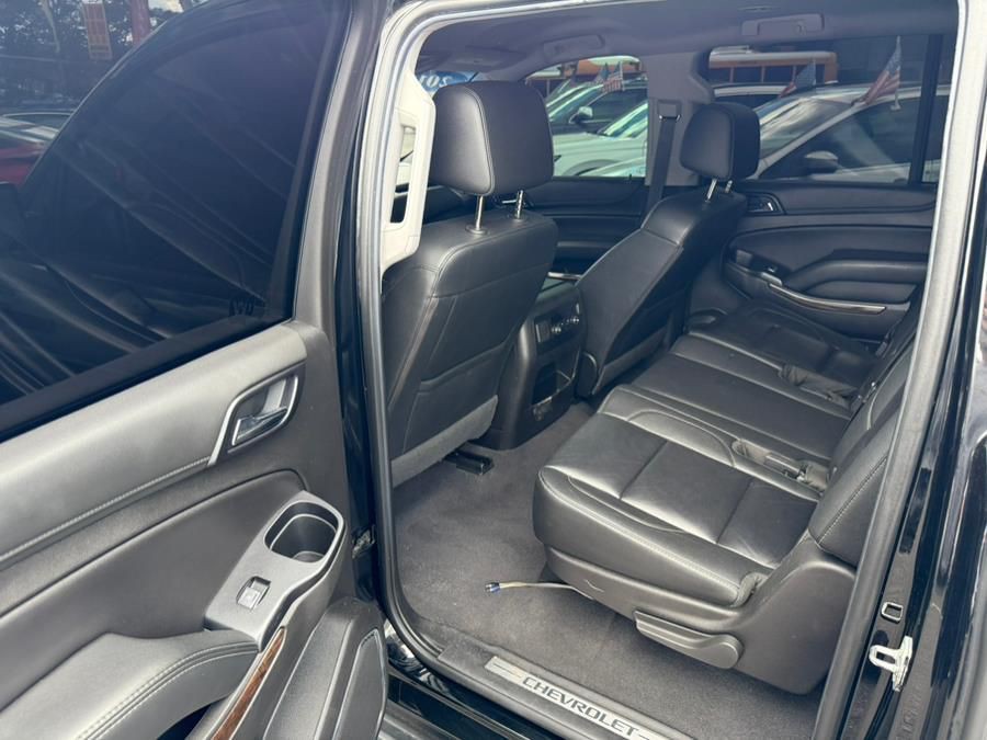 2019 Chevrolet Suburban Image 7