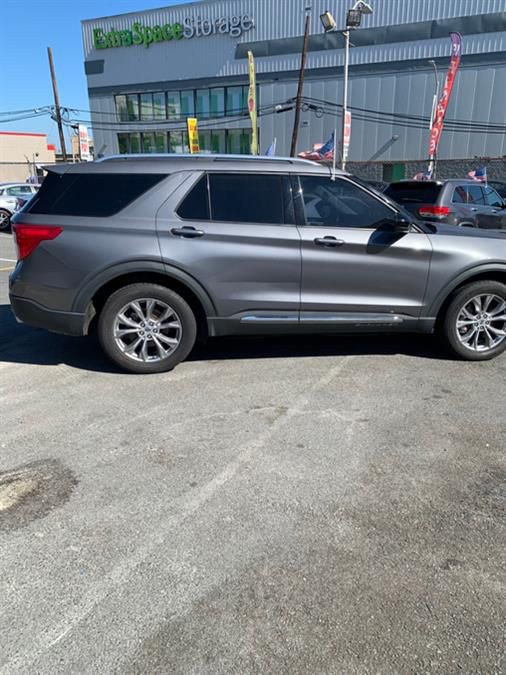 2022 Ford Explorer Image 8