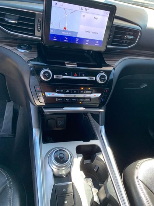 2022 Ford Explorer Image 10