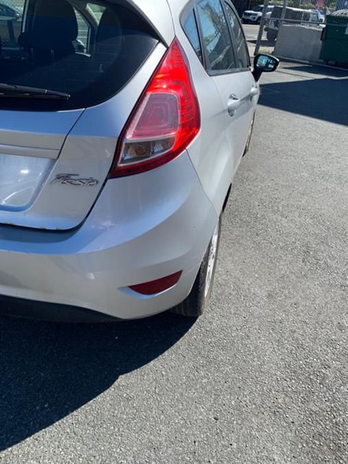 2014 Ford Fiesta Image 6